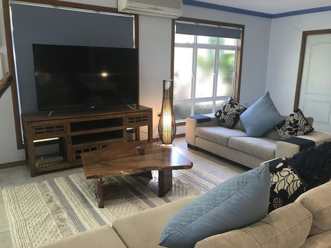 Taj On Byrnes - Private Luxury Apartment Mareeba - Darwin Holiday 5