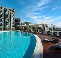 Sofitel Gold Coast Broadbeach - Darwin Holiday