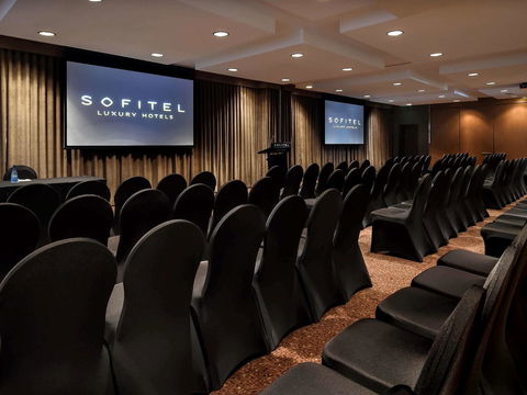 Sofitel Gold Coast Broadbeach - Darwin Holiday 38