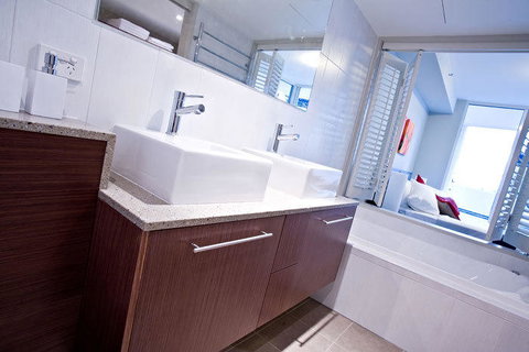 Lanai Riverside Apartments - Darwin Holiday 17