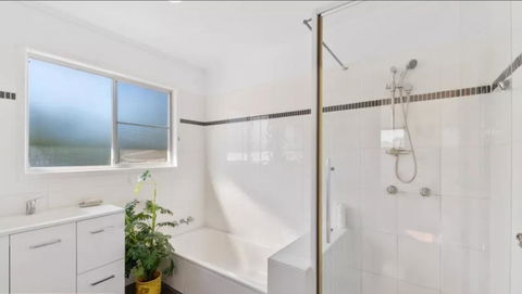 Highland House - Darwin Holiday 12