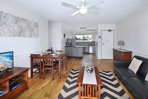 Surf Dance Apartments - Darwin Holiday 6