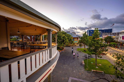 Hides Hotel - Darwin Holiday 26