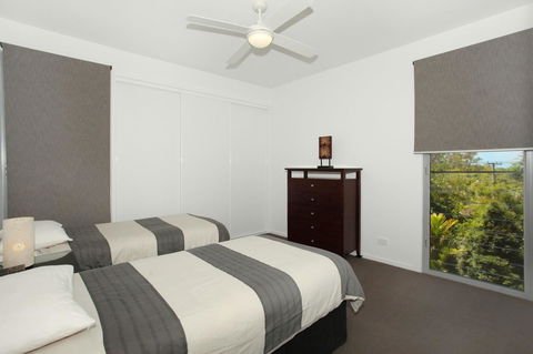 224 Centenary Heights Road Coolum Beach, 500 Dollar Bond, Linen Included - Darwin Holiday 8