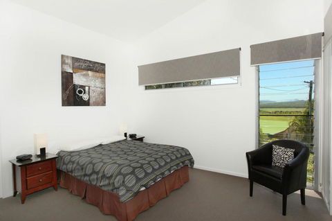 224 Centenary Heights Road Coolum Beach, 500 Dollar Bond, Linen Included - Darwin Holiday 13