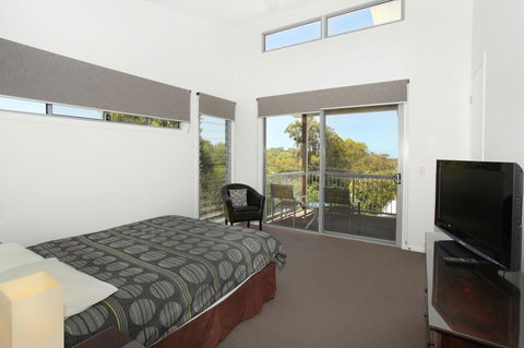 224 Centenary Heights Road Coolum Beach, 500 Dollar Bond, Linen Included - Darwin Holiday 12
