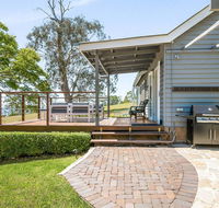 Hollow Tree Farm - Darwin Holiday