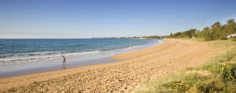 Dune On The Beach - Darwin Holiday 11