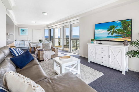 Holiday Holiday Chevron Renaissance Apartments - Darwin Holiday 4