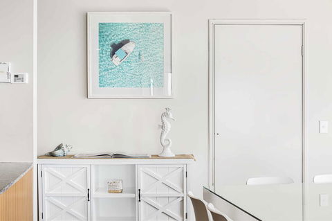 Holiday Holiday Chevron Renaissance Apartments - Darwin Holiday 9