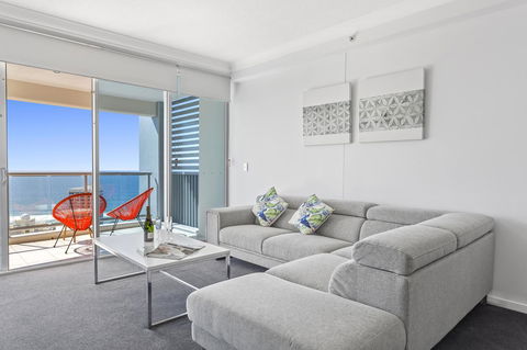 Holiday Holiday Chevron Renaissance Apartments - Darwin Holiday 13