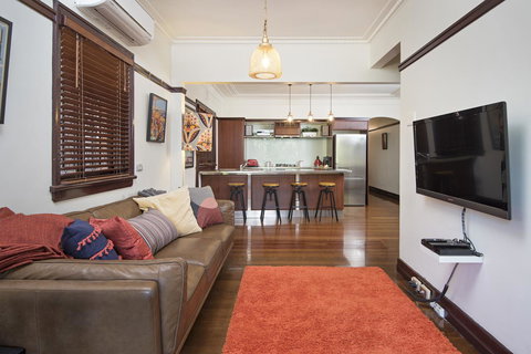 Anville Court - Darwin Holiday 7