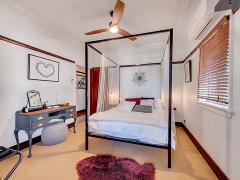 Anville Court - Darwin Holiday 8