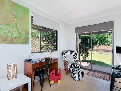 Arthouse - Darwin Holiday 7
