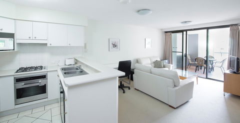 The Oasis Apartments - Darwin Holiday 5