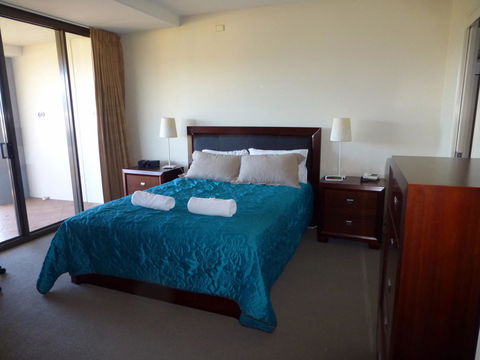 The Oasis Apartments - Darwin Holiday 6