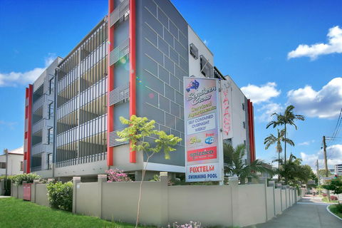 Kangaroo Point Central Hotel & Apartments - Darwin Holiday 4