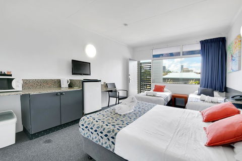 Kangaroo Point Central Hotel & Apartments - Darwin Holiday 19