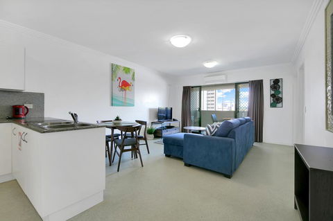 Kangaroo Point Central Hotel & Apartments - Darwin Holiday 27