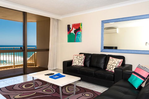 Breakers North Absolute Beachfront Apartments - Official - Darwin Holiday 10