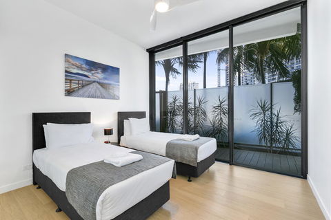 Oracle, 2 & 3 Bedroom Apartments - We Accommodate - Darwin Holiday 24
