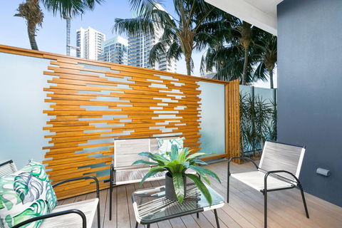 Oracle, 2 & 3 Bedroom Apartments - We Accommodate - Darwin Holiday 11