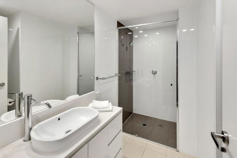 Oracle, 2 & 3 Bedroom Apartments - We Accommodate - Darwin Holiday 25
