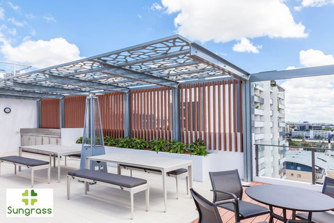 Fleet Lane Apartments - Darwin Holiday 24