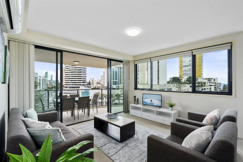 Broadbeach On The Park, 3 Bed Ocean - We Accommodate - Darwin Holiday 3