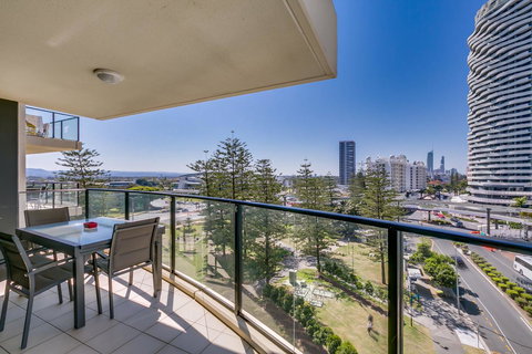 Broadbeach On The Park, 3 Bed Ocean - We Accommodate - Darwin Holiday 10