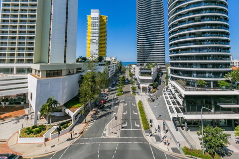 Broadbeach On The Park, 3 Bed Ocean - We Accommodate - Darwin Holiday 11