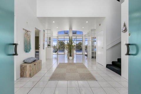 Havana Blue - Large 4 Bedroom Family Home - Darwin Holiday 3