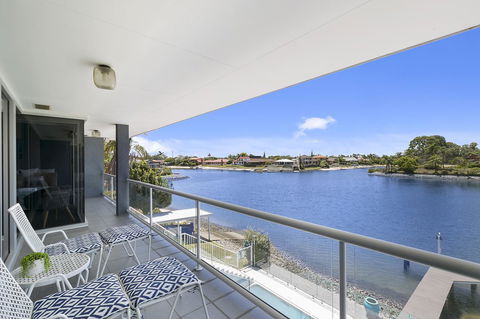 Havana Blue - Large 4 Bedroom Family Home - Darwin Holiday 4