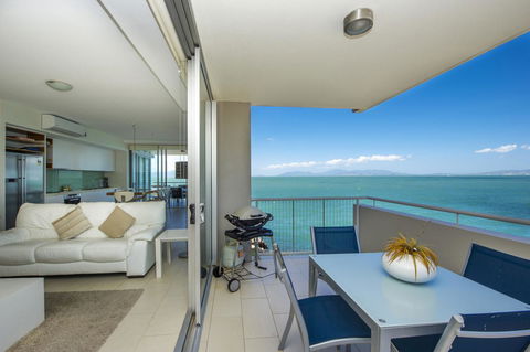 1 Bright Point Apartment 4201 - Darwin Holiday 0