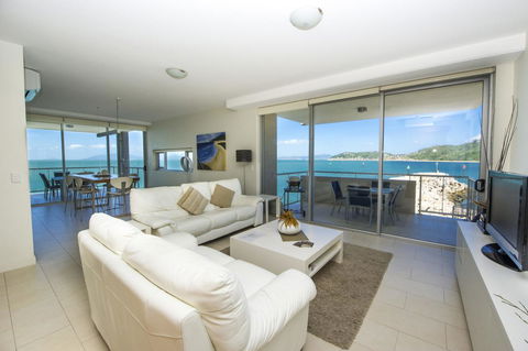 1 Bright Point Apartment 4201 - Darwin Holiday 12