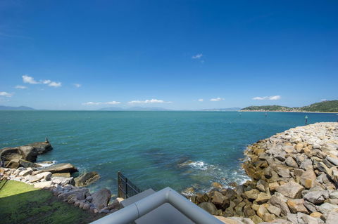 1 Bright Point Apartment 4201 - Darwin Holiday 10