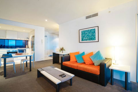 Circle On Cavill Surfers Paradise Apartments-Holiday Paradise - Darwin Holiday 18