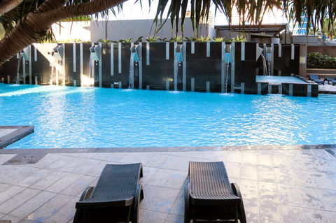 Circle On Cavill Surfers Paradise Apartments-Holiday Paradise - Darwin Holiday 11