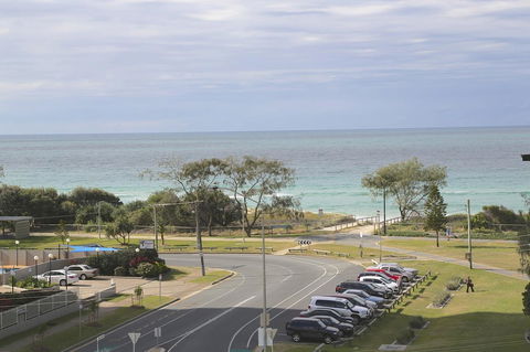 Hi Ho Beach Apartments On Broadbeach - Darwin Holiday 41