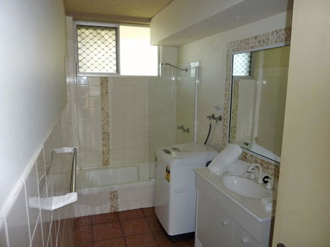 Hi Ho Beach Apartments On Broadbeach - Darwin Holiday 37