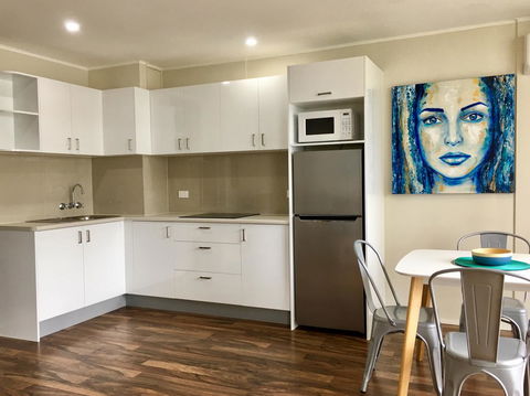 Hi Ho Beach Apartments On Broadbeach - Darwin Holiday 13