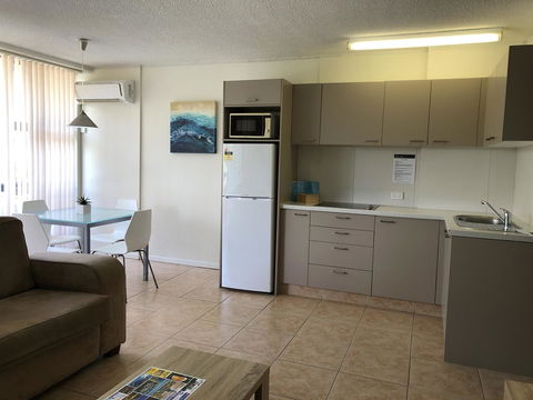 Hi Ho Beach Apartments On Broadbeach - Darwin Holiday 9