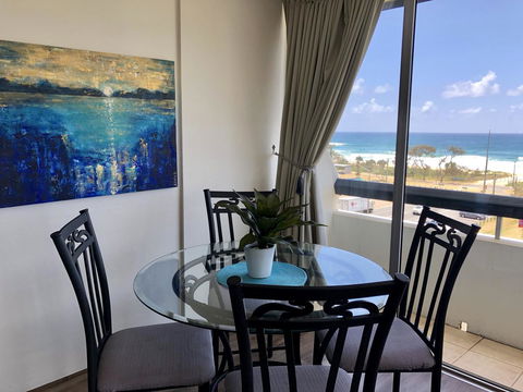Hi Ho Beach Apartments On Broadbeach - Darwin Holiday 10