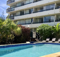 Hi Ho Beach Front Apartments on Broadbeach - Darwin Holiday