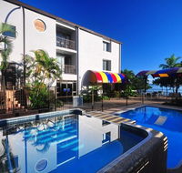 Waters Edge The Strand - Darwin Holiday