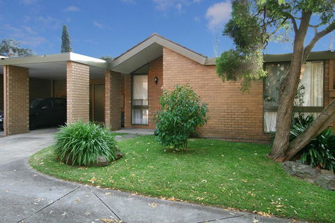 Wattle Holiday Rental - Darwin Holiday 0