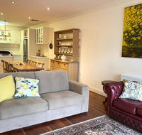 Wattle Terrace - Darwin Holiday