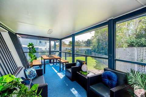 Wayfarers Beachouse - Rainbow Beach, Everything You Need, Just Metres To The Beach - Darwin Holiday 3