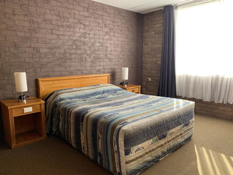Wedderburn Goldseeker Motel - Darwin Holiday 2