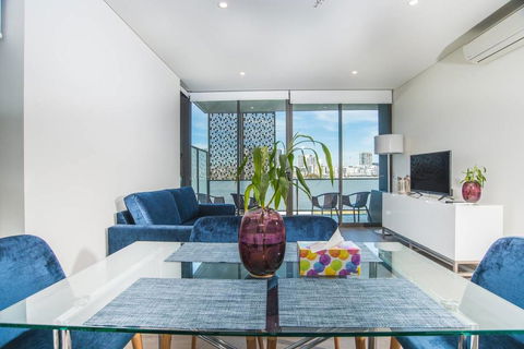 Wentworth Point 2Beds1Study2Bath Brand New APT - Darwin Holiday 2